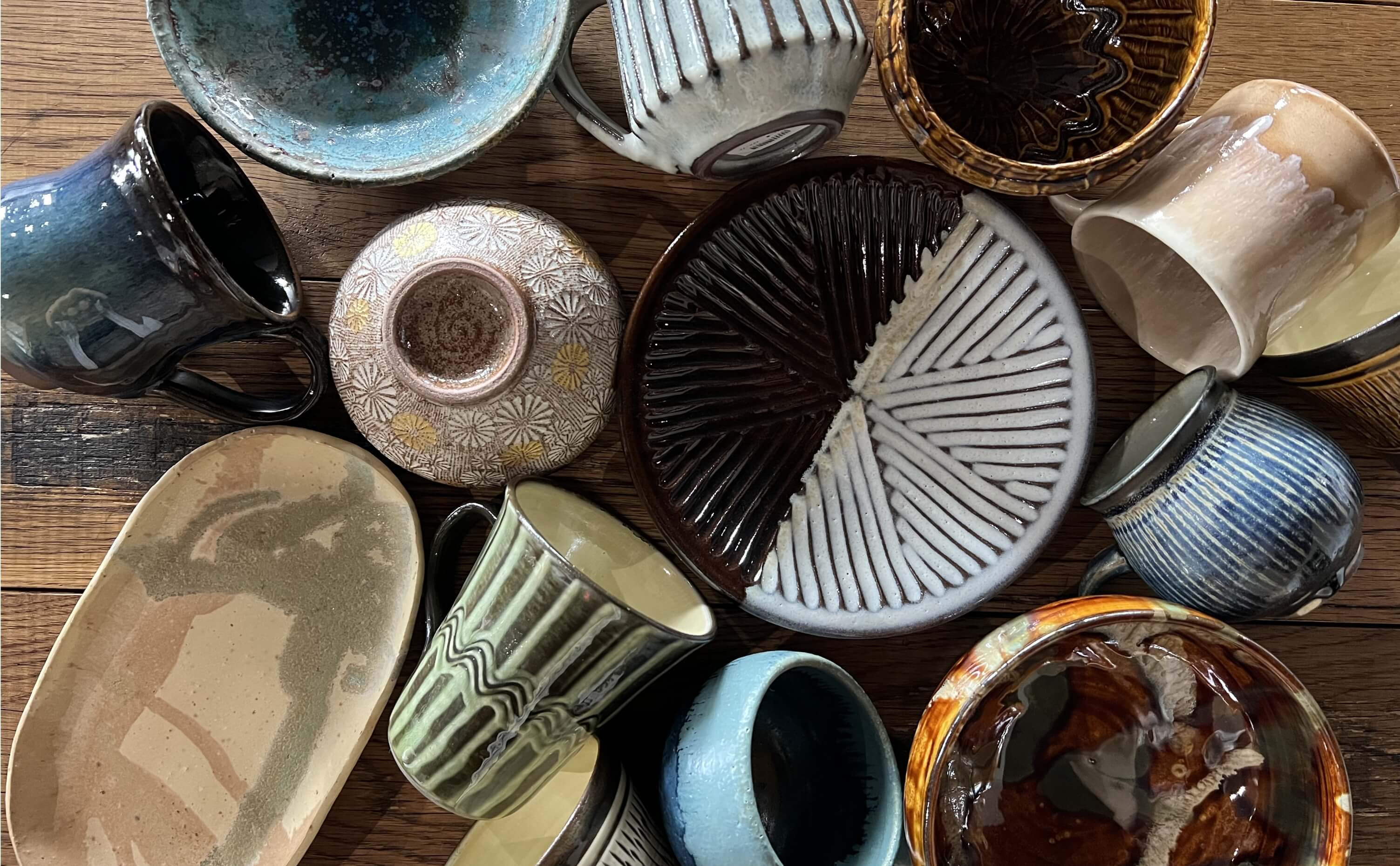 ギフトに最適・GIMLÉがセレクトした器を豊富に展示